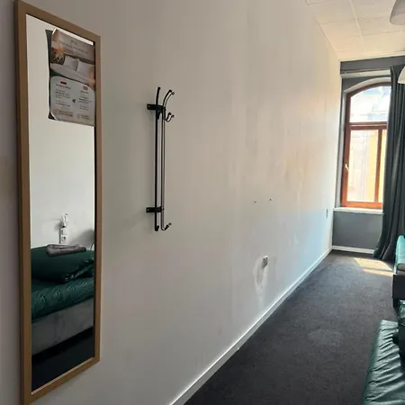 Hostal New St48