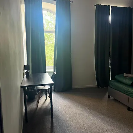 New St48 Hostal *