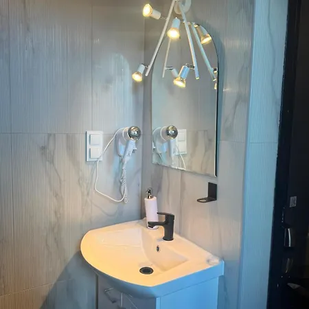 New St48 Hostal *